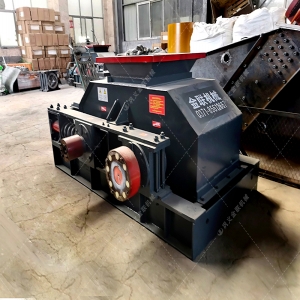 2PG800x600中型直联对辊麻豆AV无码发往河南