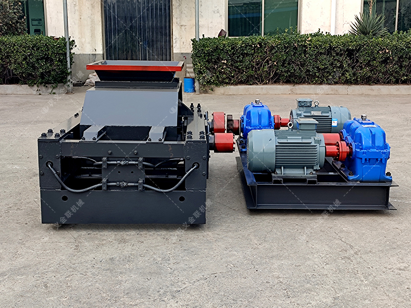 中型直连式对辊麻豆AV无码发货 破碎石英砂