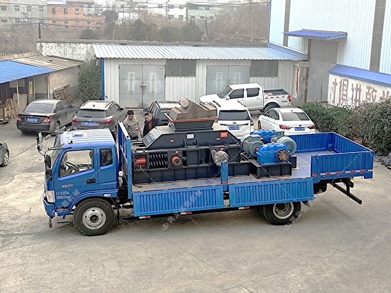 单台大型对辊麻豆AV无码发货 发往内蒙古