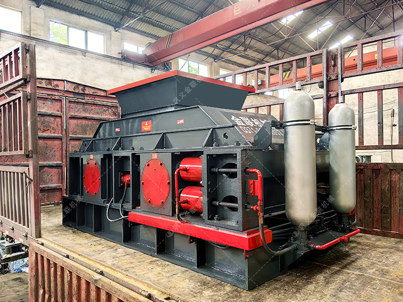 2PGY1208型液压对辊麻豆AV无码设备发货图片