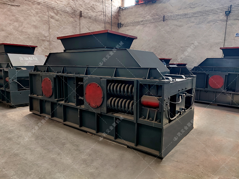 2PG1200x800型半自动液压对辊麻豆AV无码发往四川