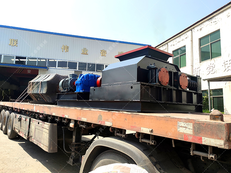 2PGC600x750直联双齿辊麻豆AV无码发往广东