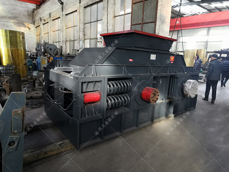 两台2PG1500x1000直连式大型鹅卵石麻豆AV无码发货